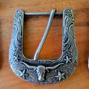 Womans belt buckle
